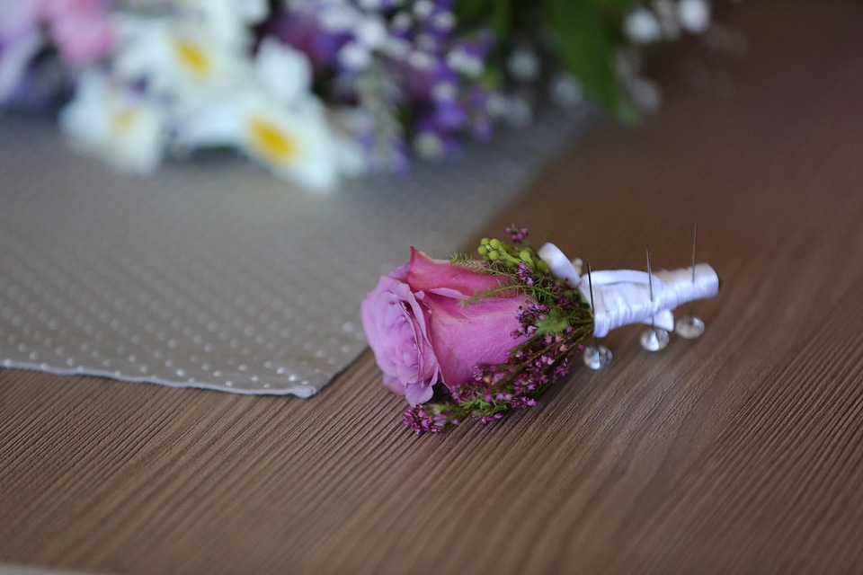 Decoration desk fastener
