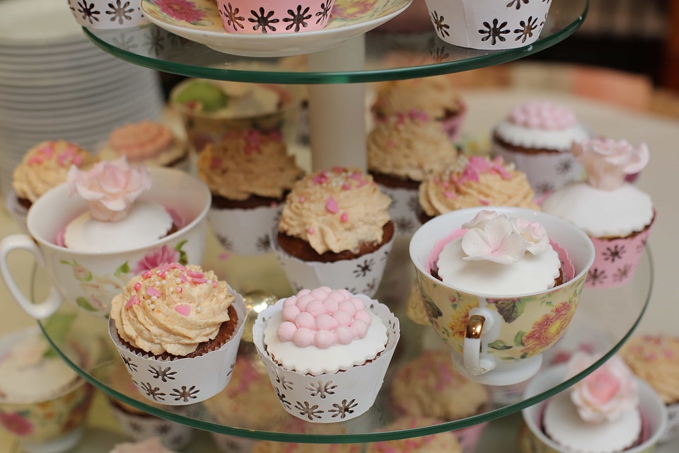 Biscuit cupcake dining area
