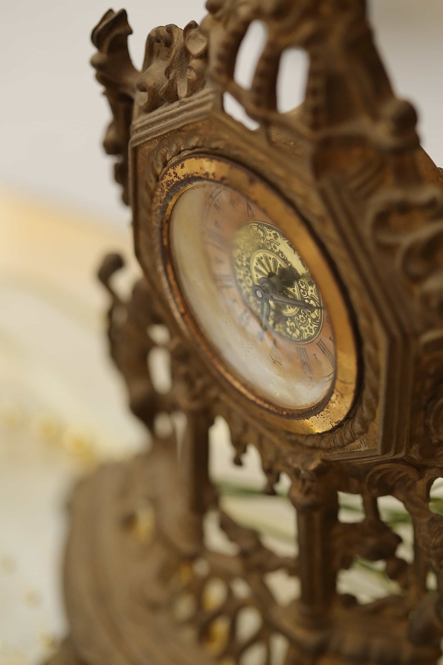 Analog Clock analogue antique