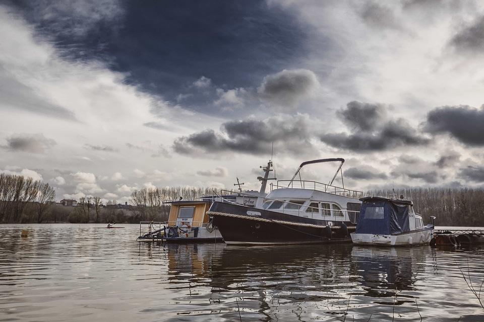 Blue Sky boat boats photo