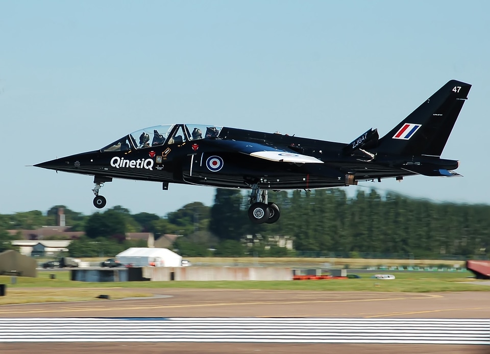 Landing flight aviation
