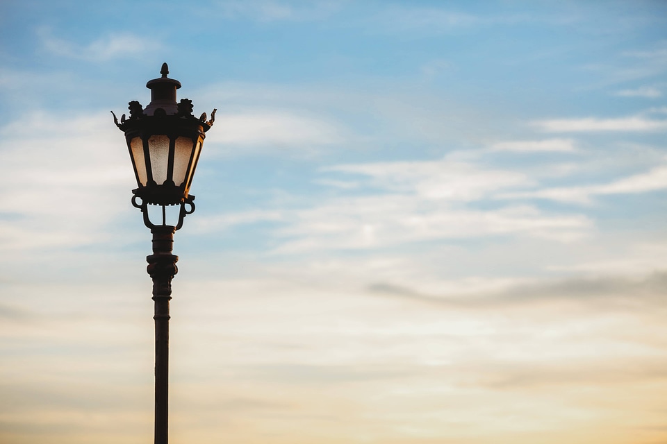 Blue Sky cast iron lamp