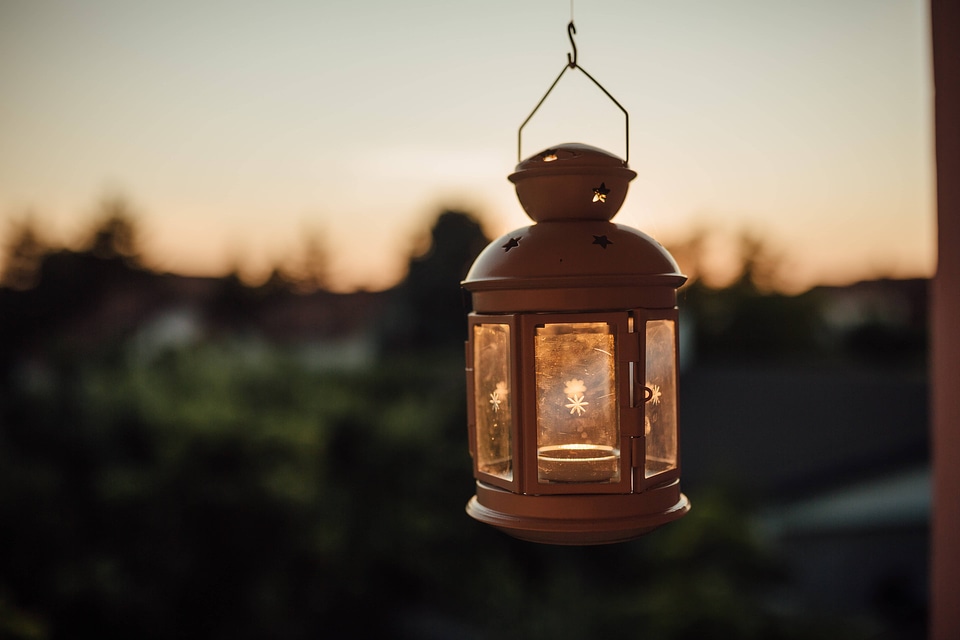 Dusk hanging lamp