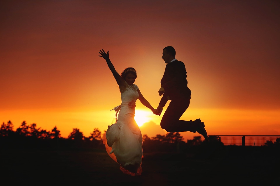 Bride cheerful groom photo