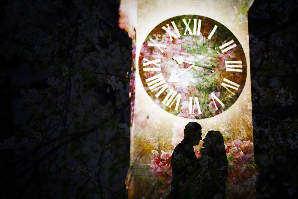 Analog Clock boyfriend girlfriend