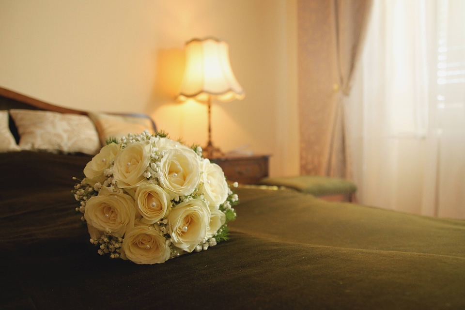Bedroom bouquet hotel