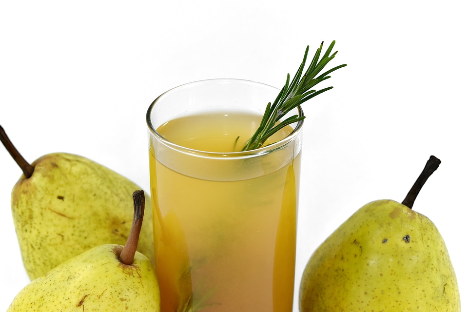 Fresh fruit juice liquid