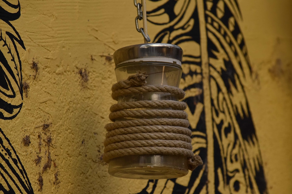 Graffiti hanging lamp