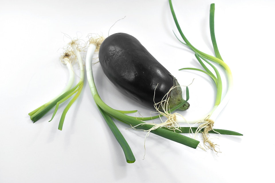 Chive eggplant leek