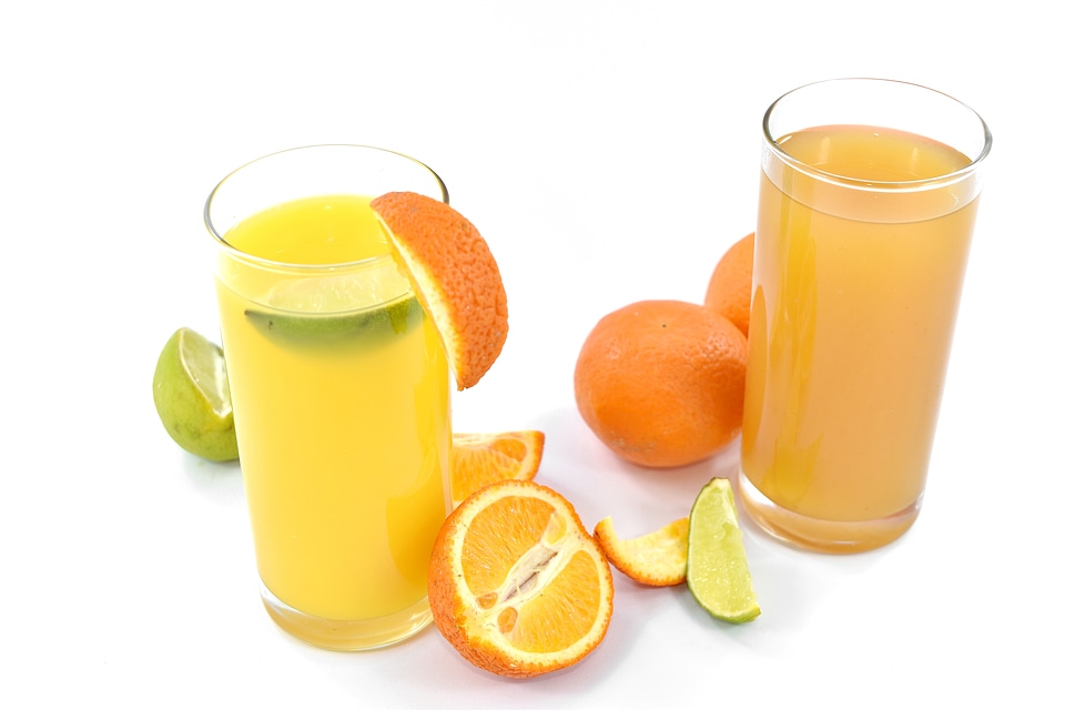 Antioxidant beverage bitter