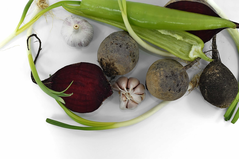 Beetroot garlic leek