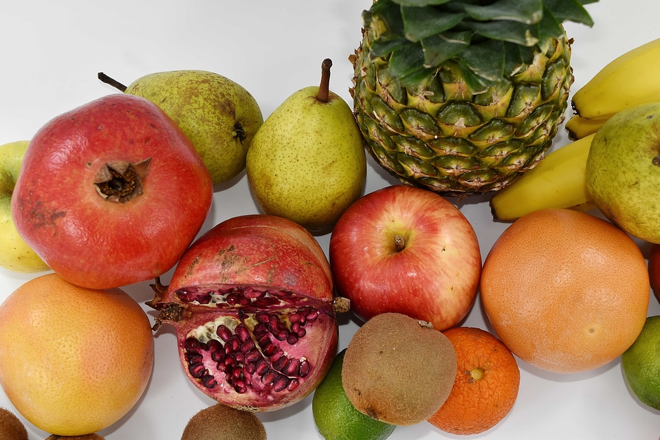 Apple pineapple healthy