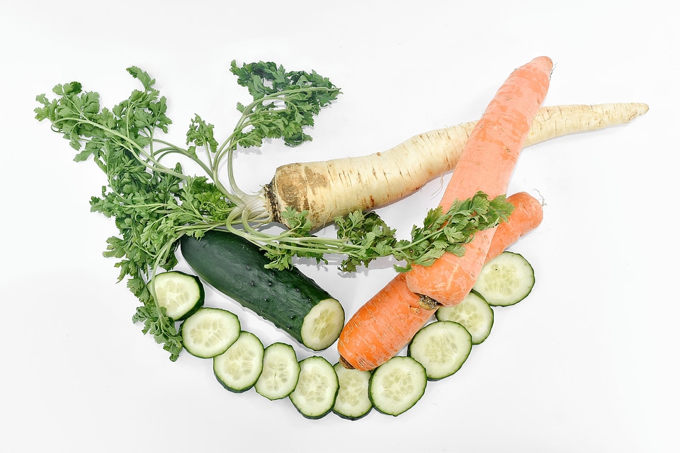 Cucumber parsley salad