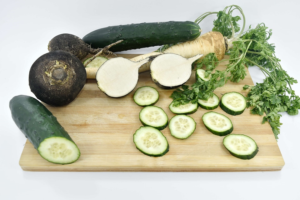 Cucumber parsley radish