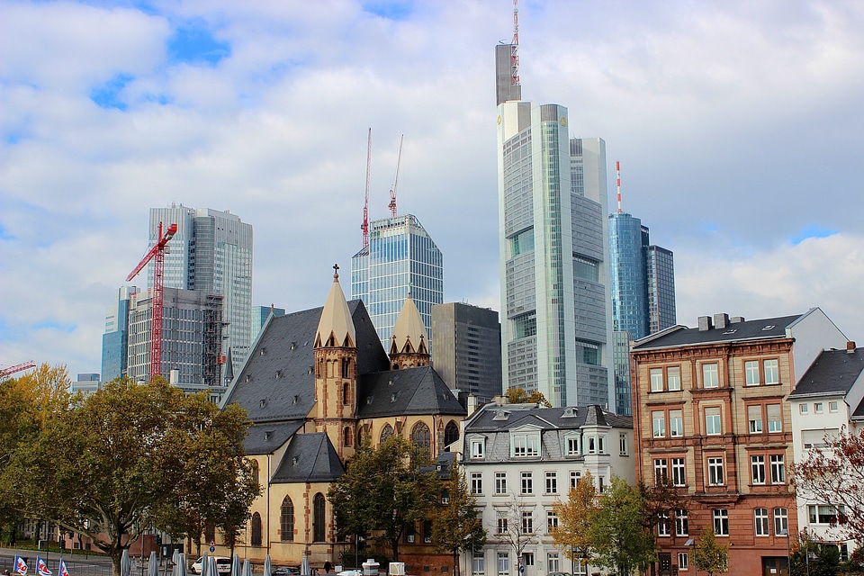 Mainhattan skyscrapers cityscape