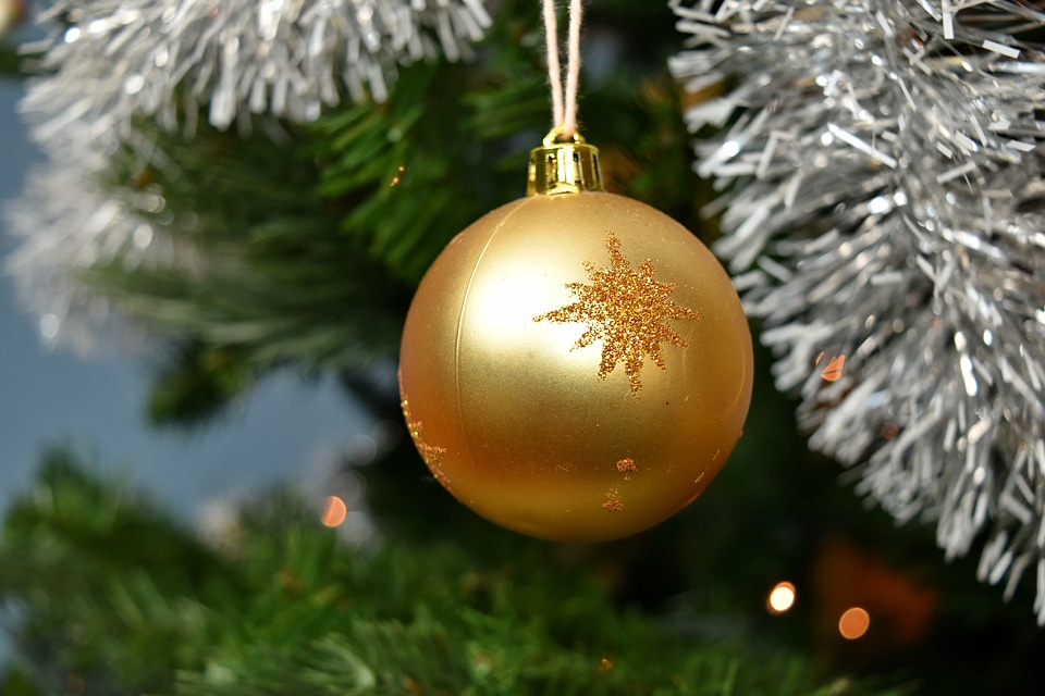 Christmas Tree golden glow golden shine