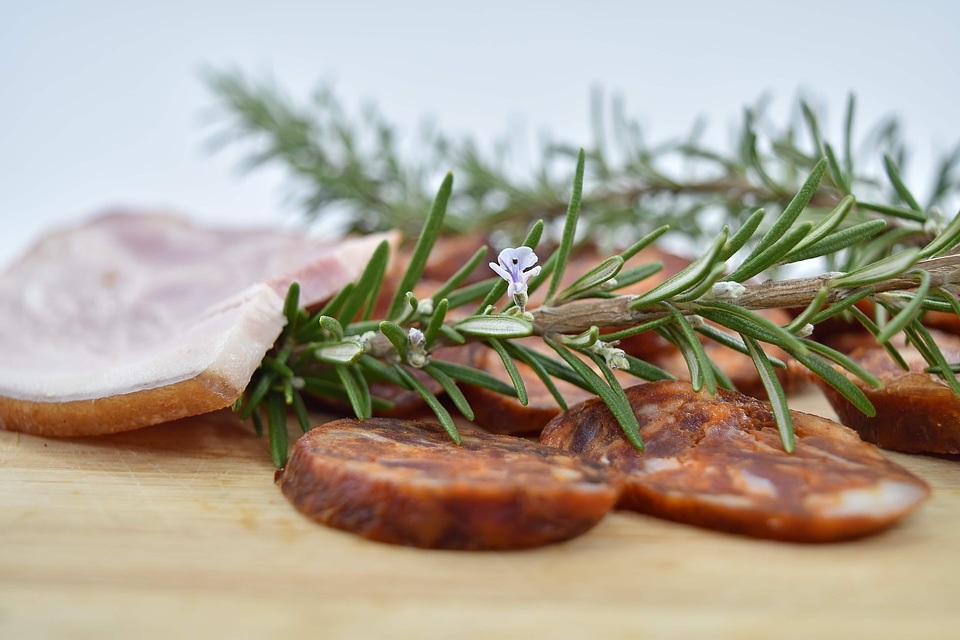 Bacon flowering meat