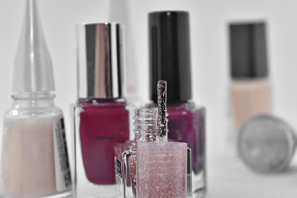 Brush cosmetic cosmetics