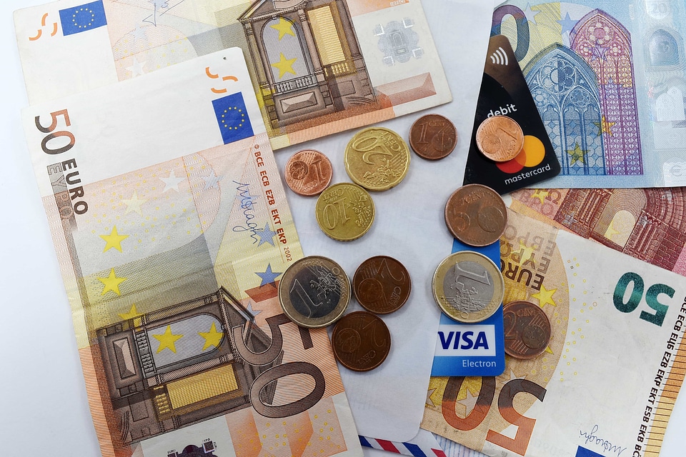 Credit economic growth euro