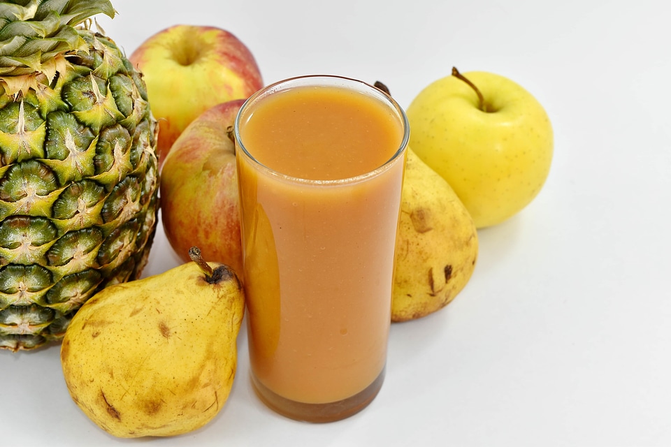 Beverage pears syrup