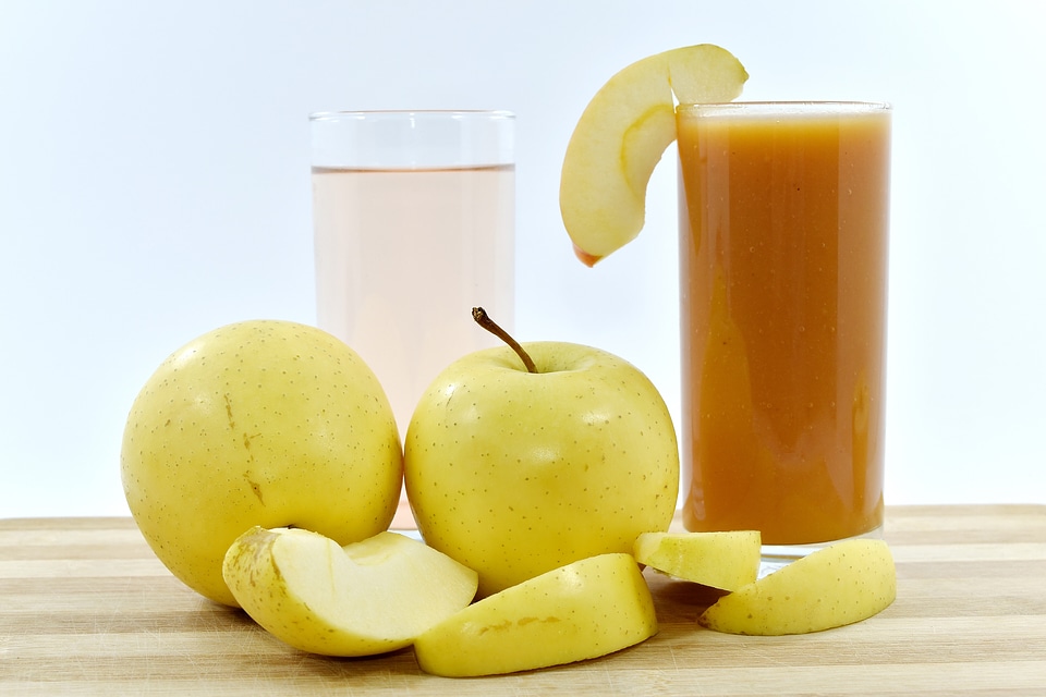Apples beverage fruit cocktail