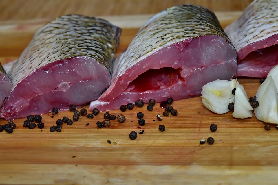 Fillet organic purple onion