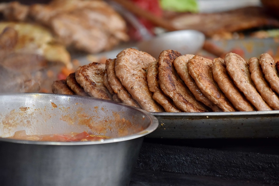 Barbecue cooking fast food