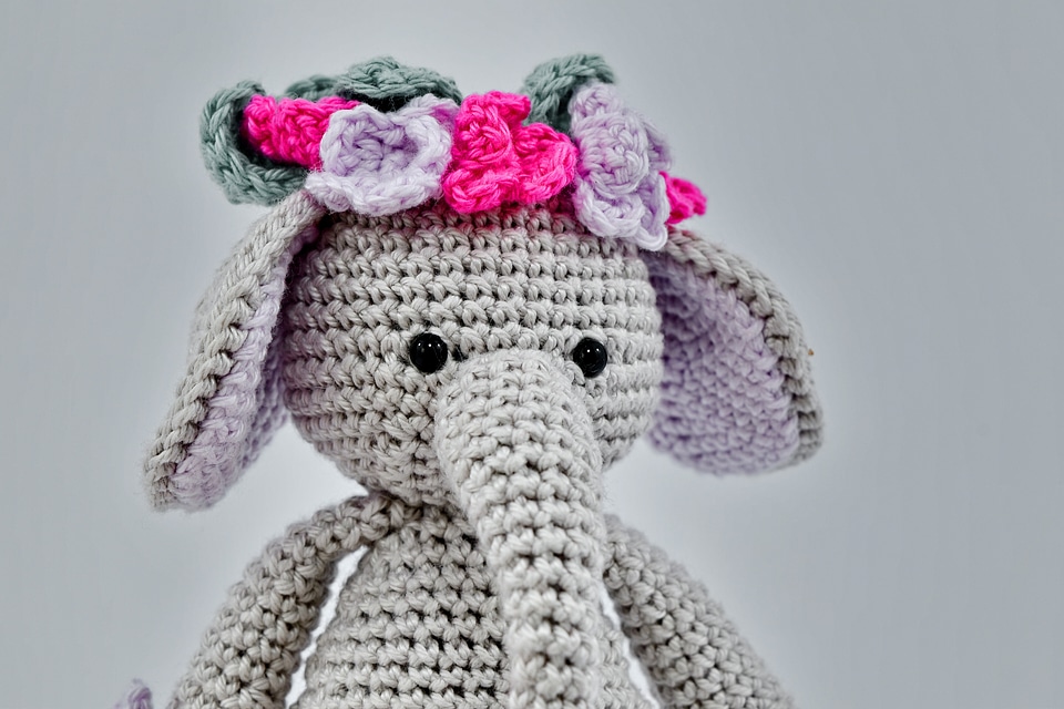 Elephant handmade knitting