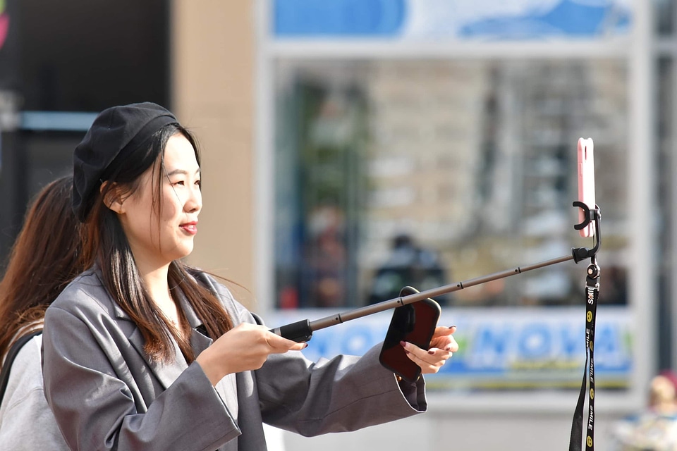 Asian businesswoman mobile phone