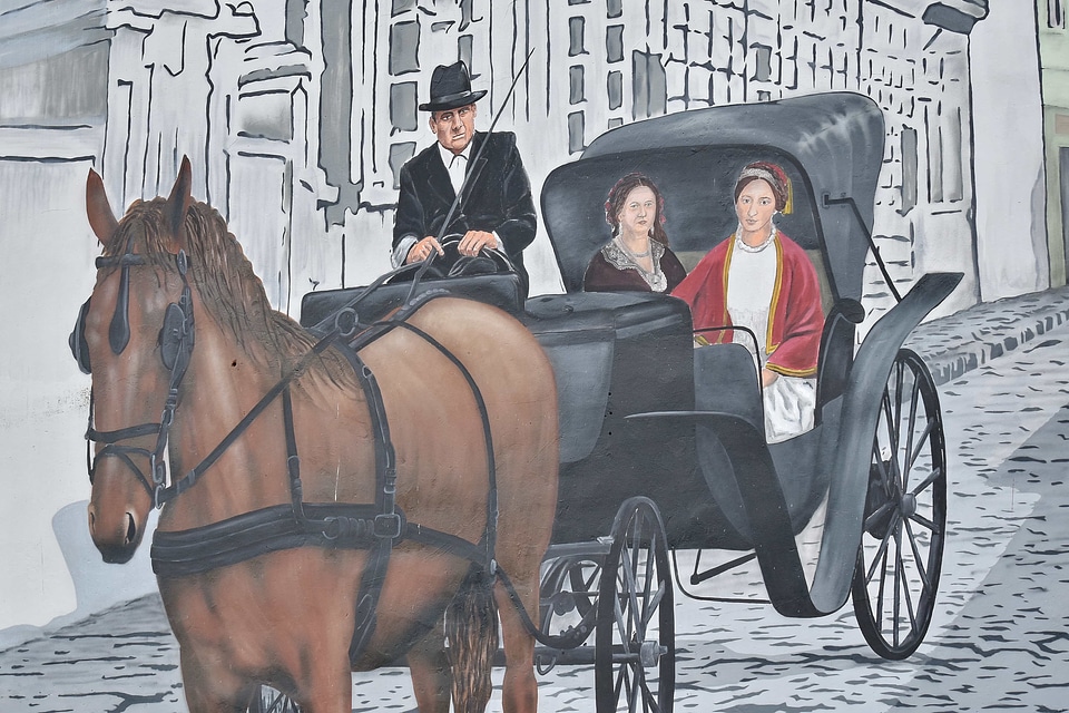 Graffiti carriage cart