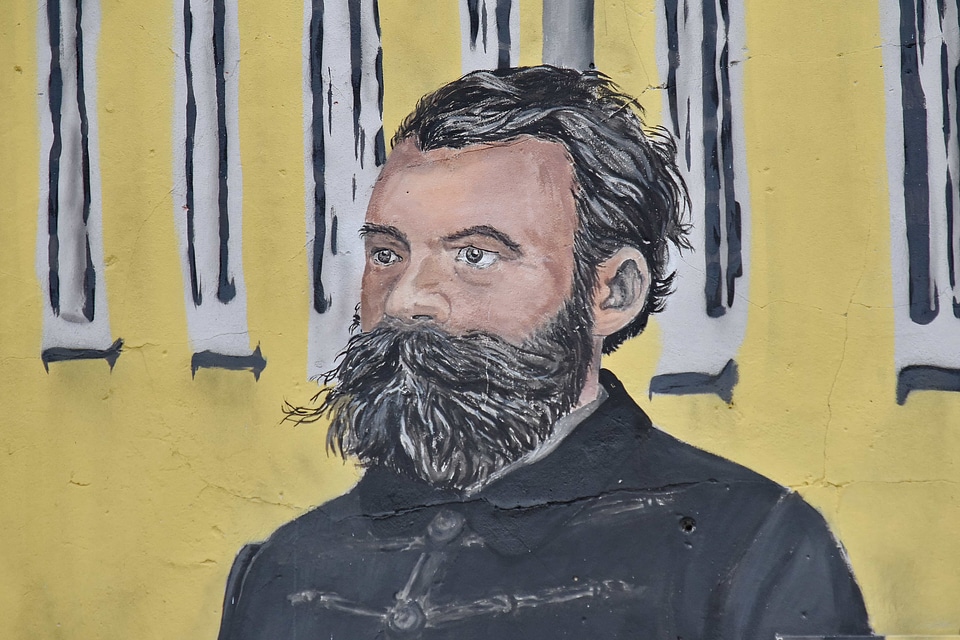 Beard graffiti man