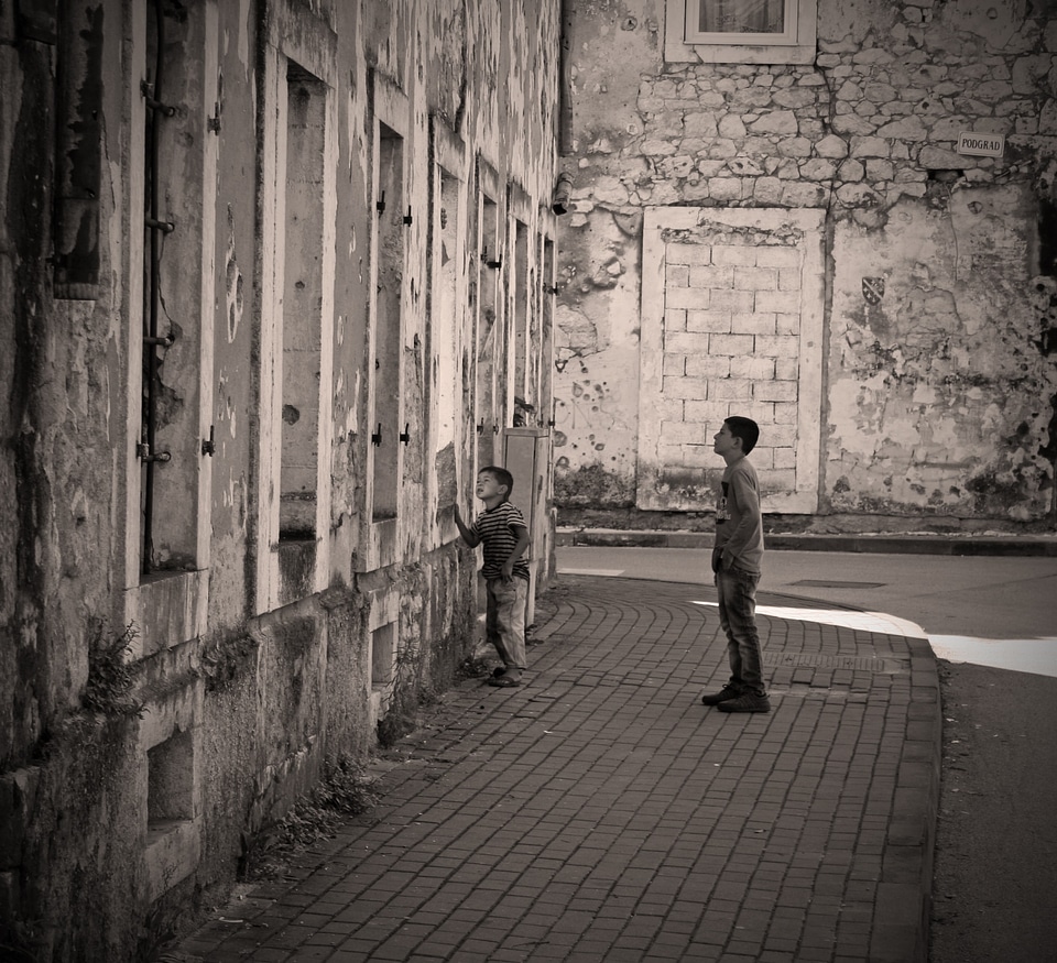 Abandoned building children