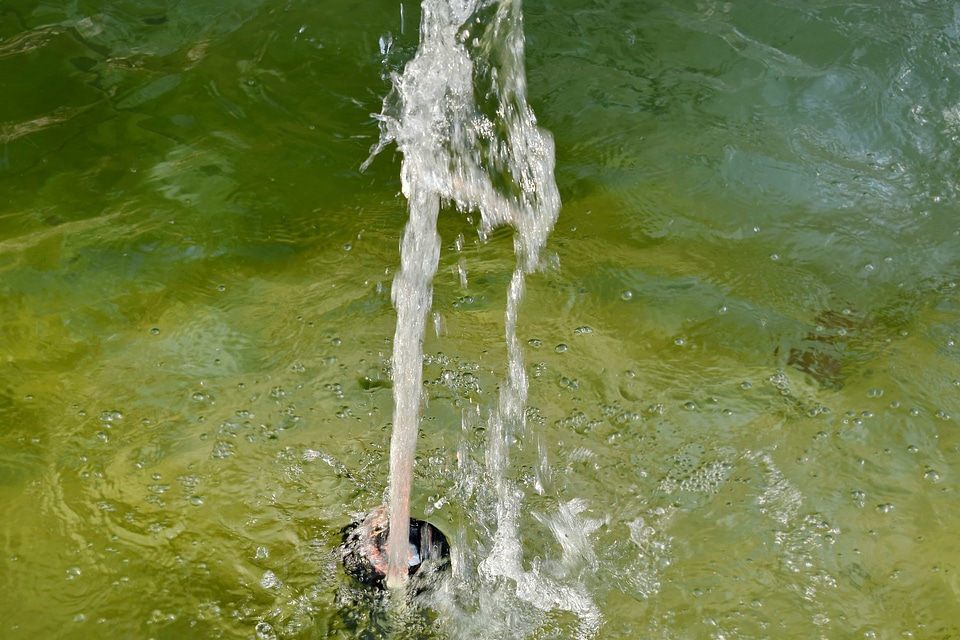 Fountain jump splash
