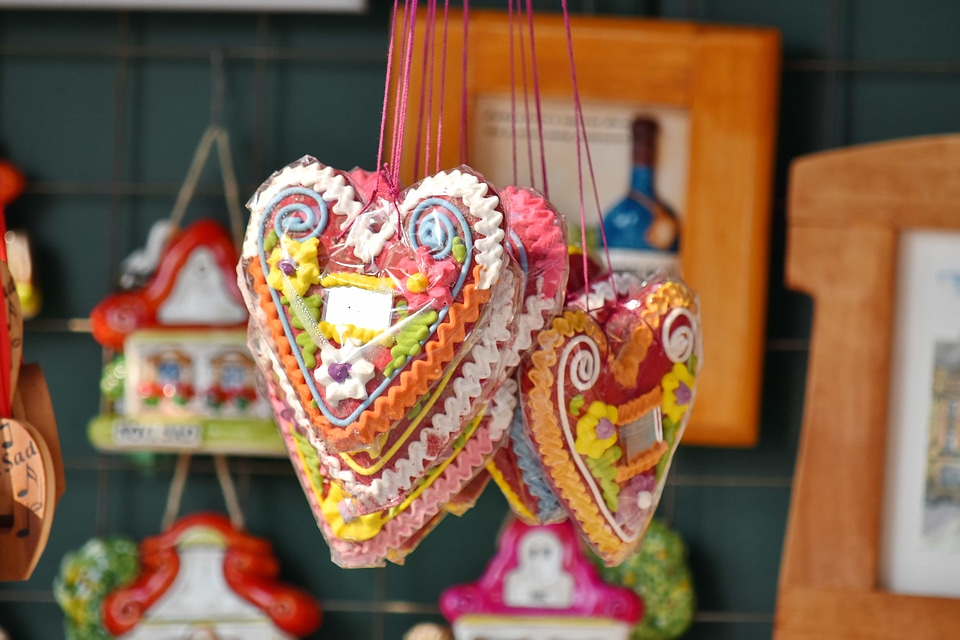 Decorative hanging hearts