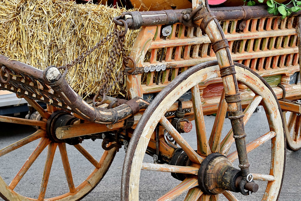 Carpentry carriage handmade