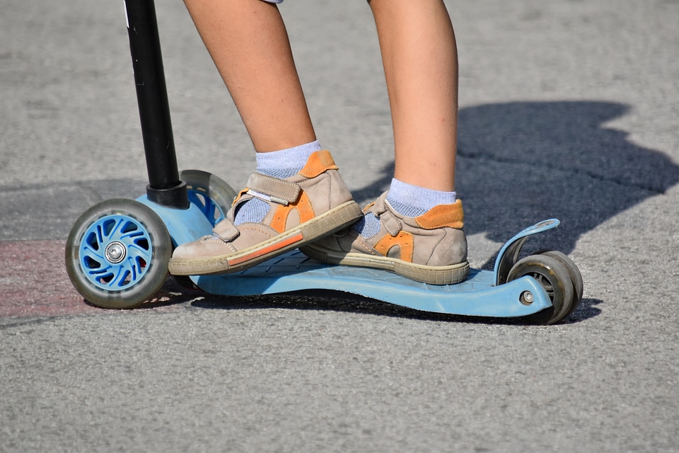 Asphalt footwear sandal