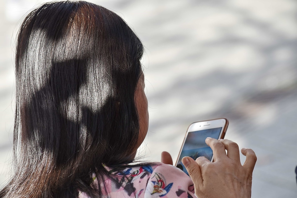 Communication hairstyle mobile phone