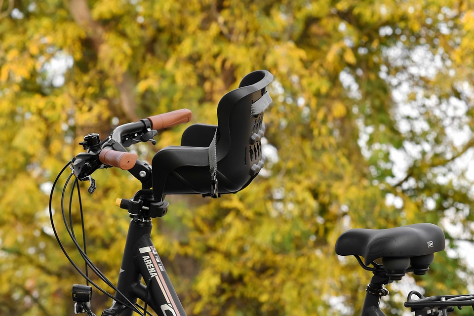 Bicycle seat steering wheel