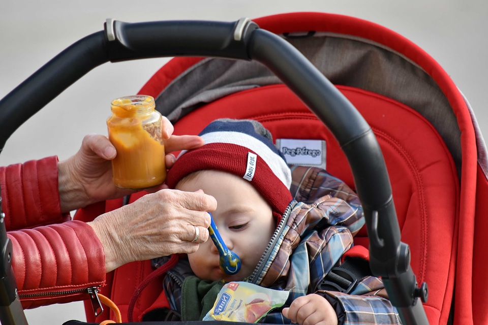 Baby childhood feeding