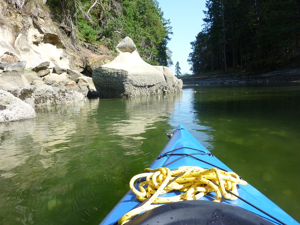 Pirate's cove canada rocks