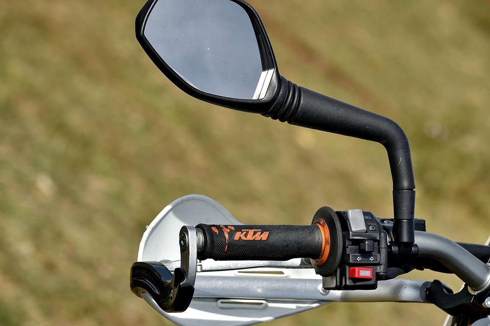 Gearshift mirror motorcycle