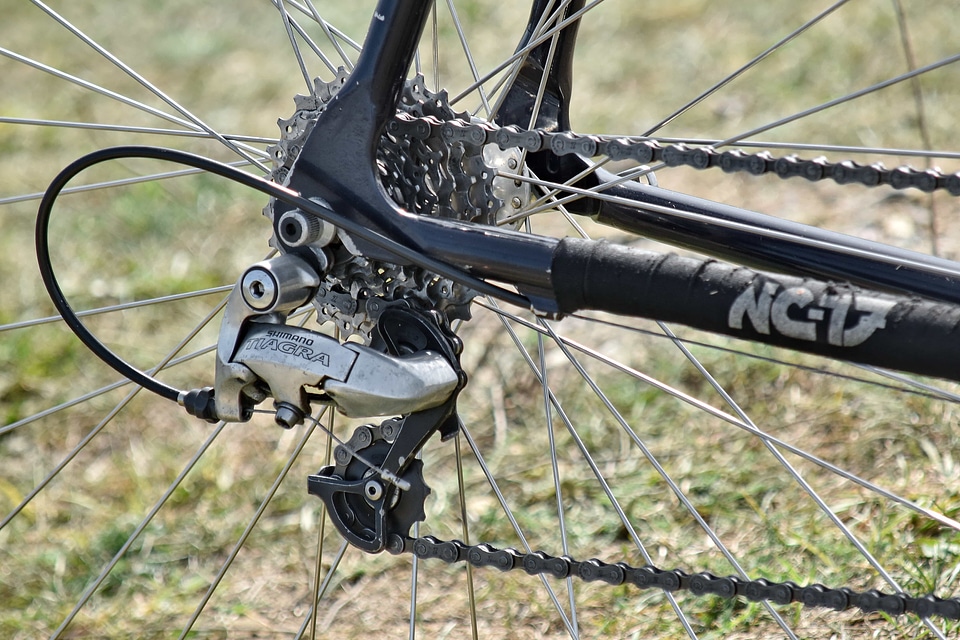 Chain gearshift mountain bike