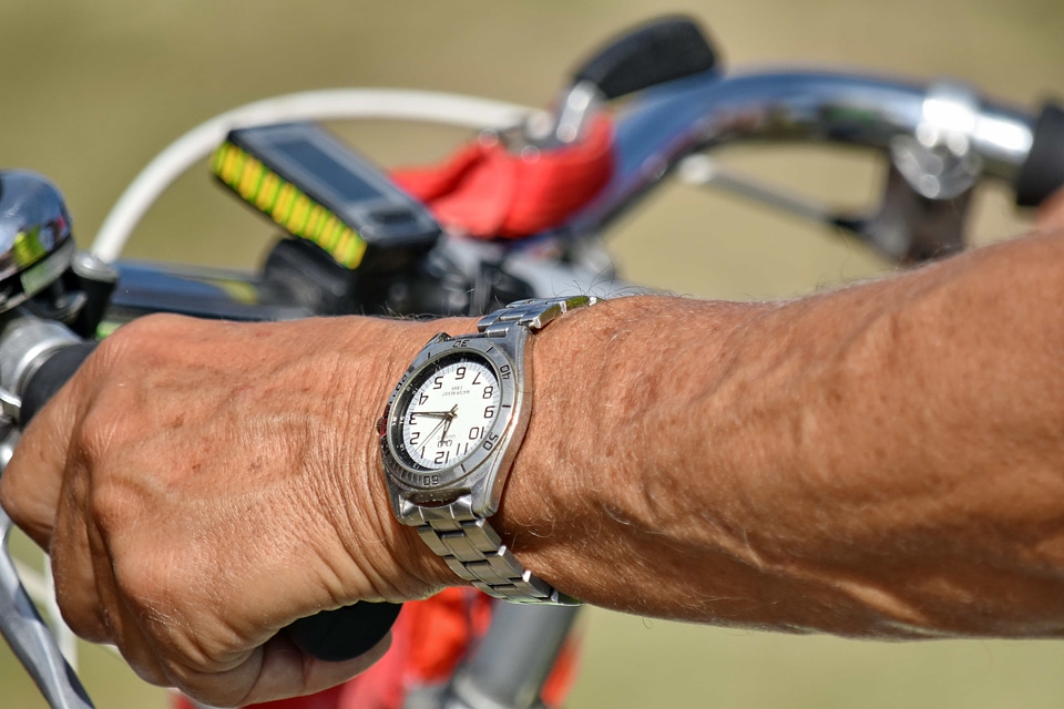 Bicycle cyclist details