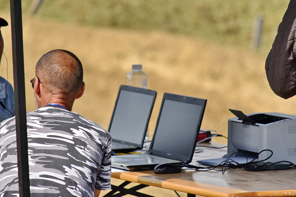 Field Work outdoor programmer