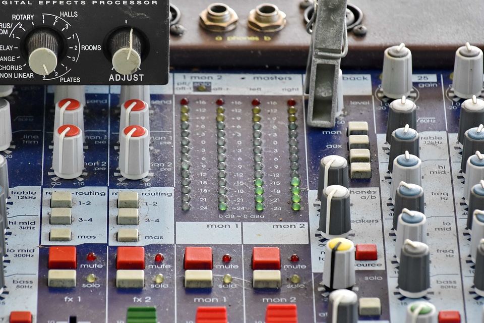 Amplifier musical sound