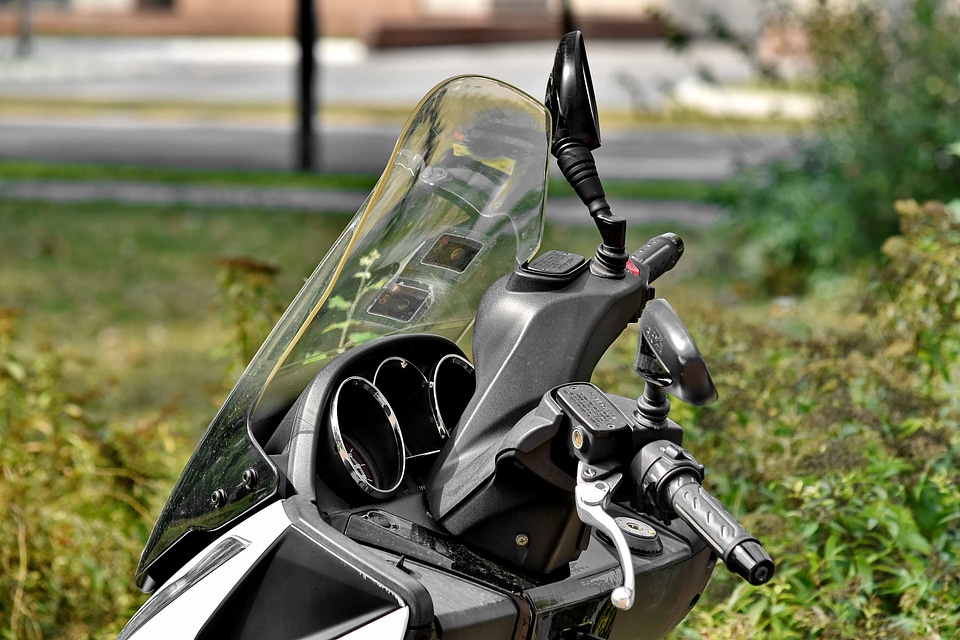 Mirror motorcycle park