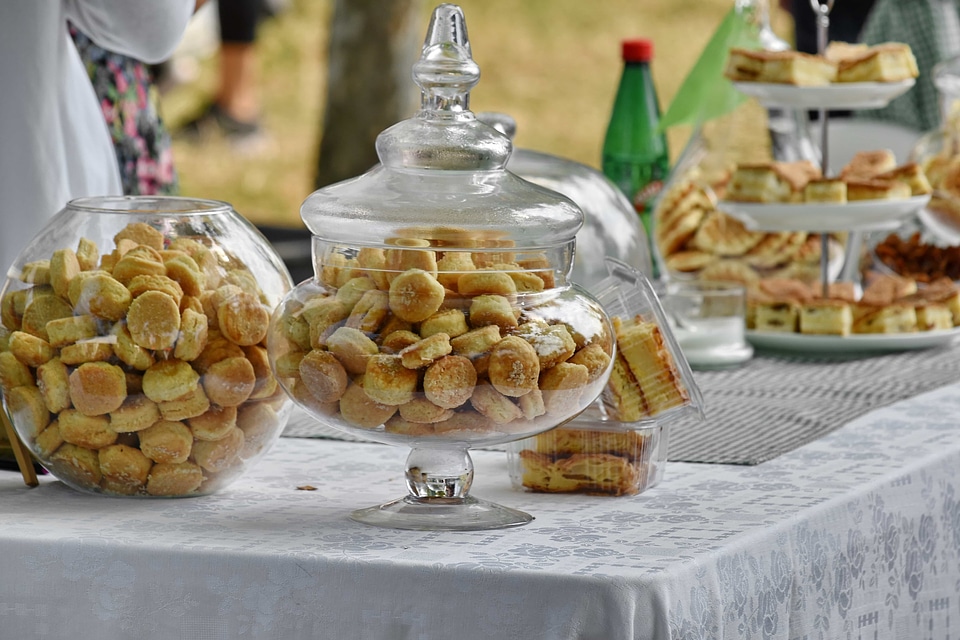 Baked Goods cookies picnic