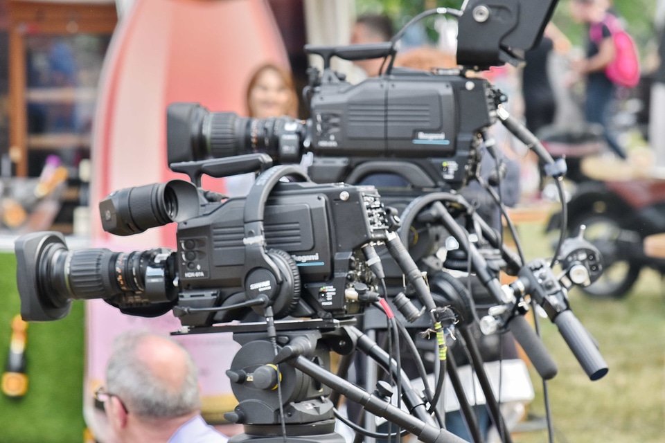 Crowd journalism video recording