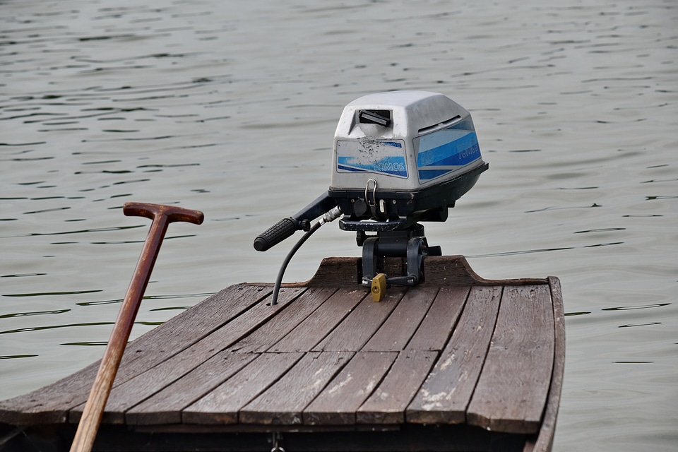 Engine watercraft water