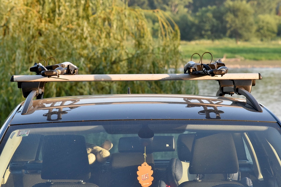 Roof rooftop windshield